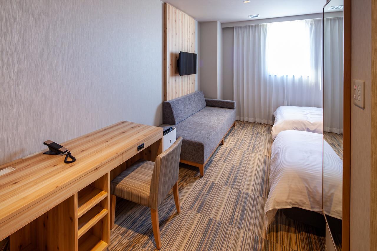 Y'S Cabin&Hotel Naha Kokusai Street Екстериор снимка